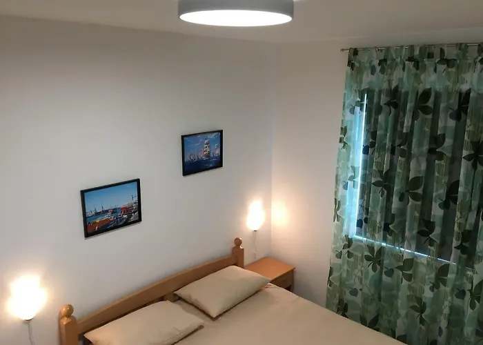 Lina Apartamento Vir